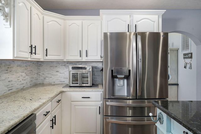 2370 Sheron Drive, Nixa, MO 65714