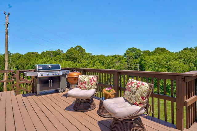 2370 Sheron Drive, Nixa, MO 65714
