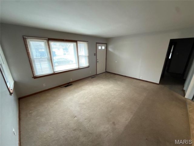 223 Wiegel Drive, Ferguson, MO 63135