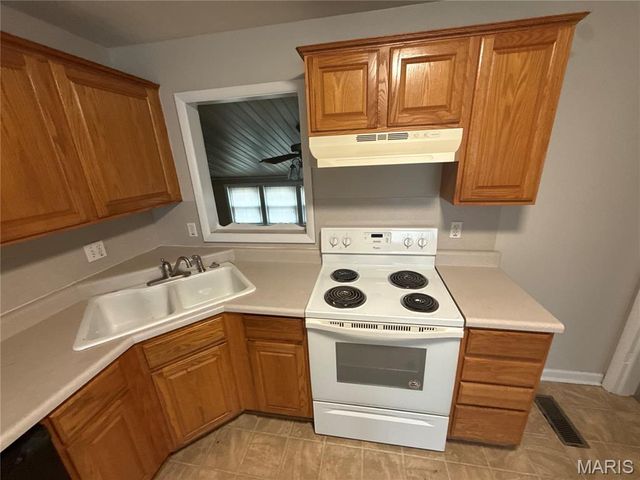 223 Wiegel Drive, Ferguson, MO 63135