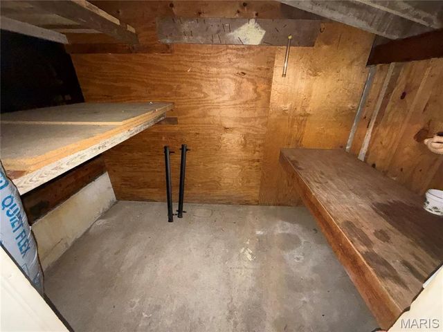 223 Wiegel Drive, Ferguson, MO 63135