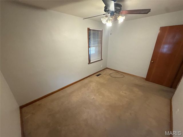 223 Wiegel Drive, Ferguson, MO 63135