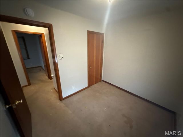 223 Wiegel Drive, Ferguson, MO 63135