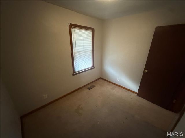 223 Wiegel Drive, Ferguson, MO 63135