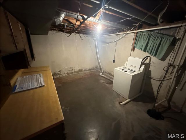 223 Wiegel Drive, Ferguson, MO 63135