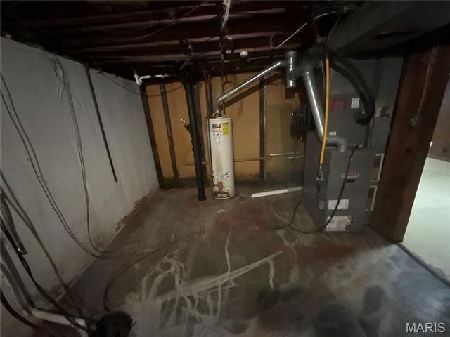 223 Wiegel Drive, Ferguson, MO 63135