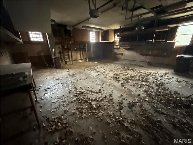 223 Wiegel Drive, Ferguson, MO 63135