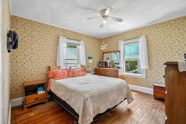 174 Beach St, Quincy, MA 02170