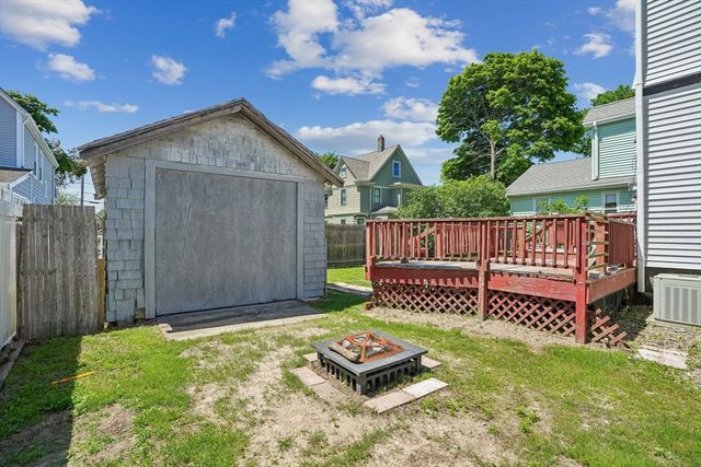 174 Beach St, Quincy, MA 02170
