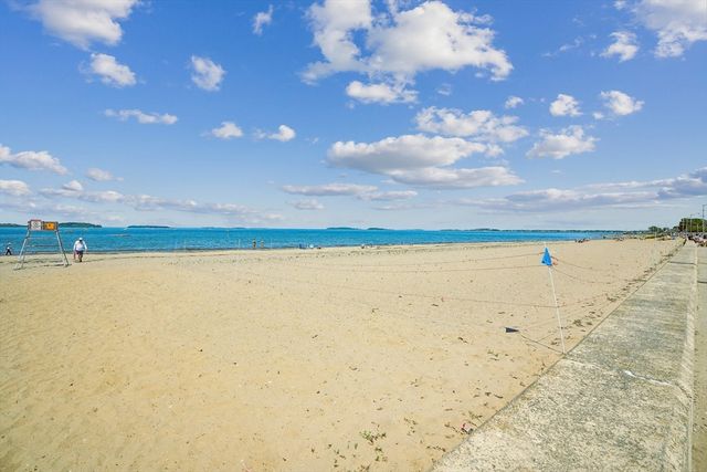 174 Beach St, Quincy, MA 02170