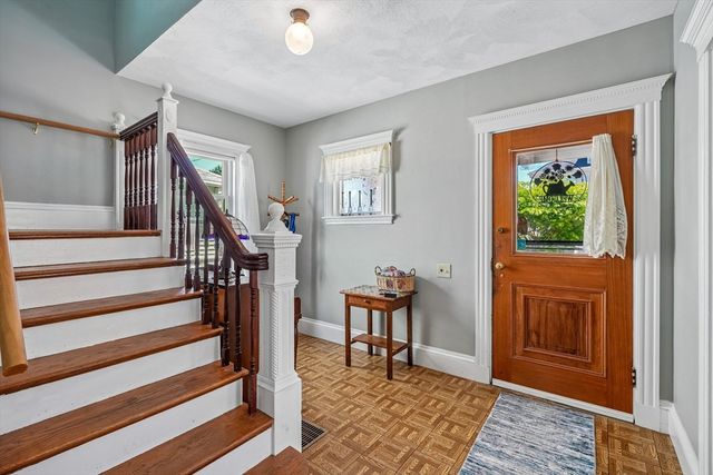 174 Beach St, Quincy, MA 02170
