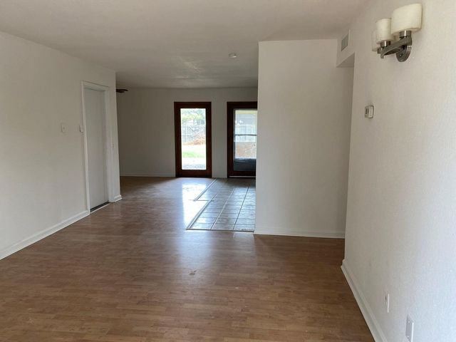 1067 Elmwood Drive, Lewisville, TX 75067