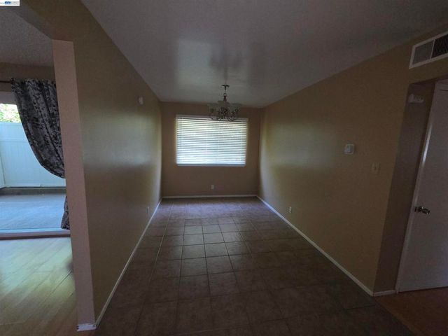 709 Pope Dr, Vallejo, CA 94591