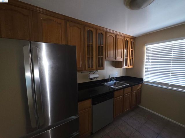 709 Pope Dr, Vallejo, CA 94591