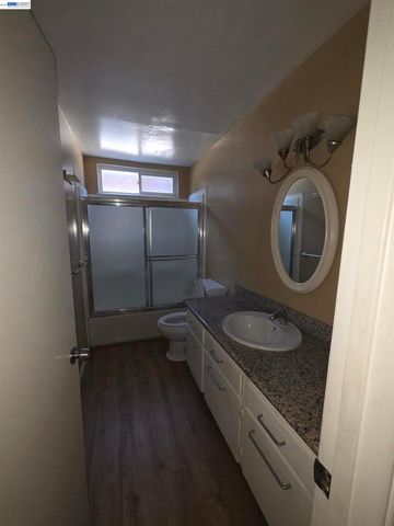 709 Pope Dr, Vallejo, CA 94591