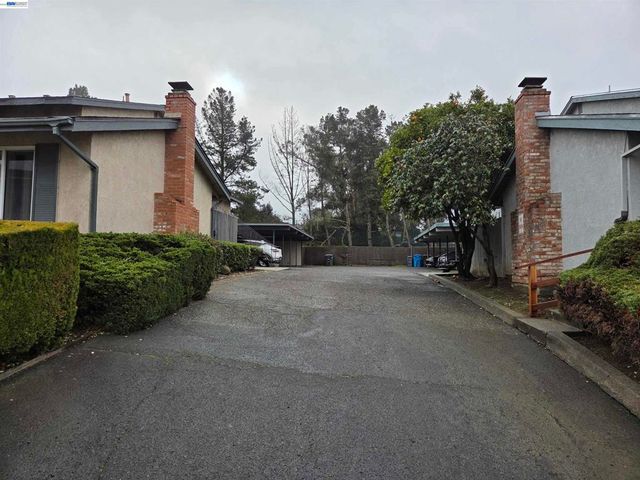 709 Pope Dr, Vallejo, CA 94591