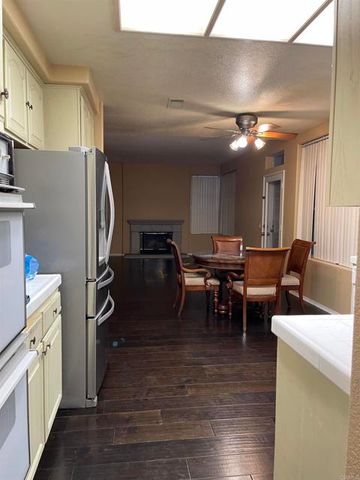 39234 Calistoga, Murrieta, CA 92563