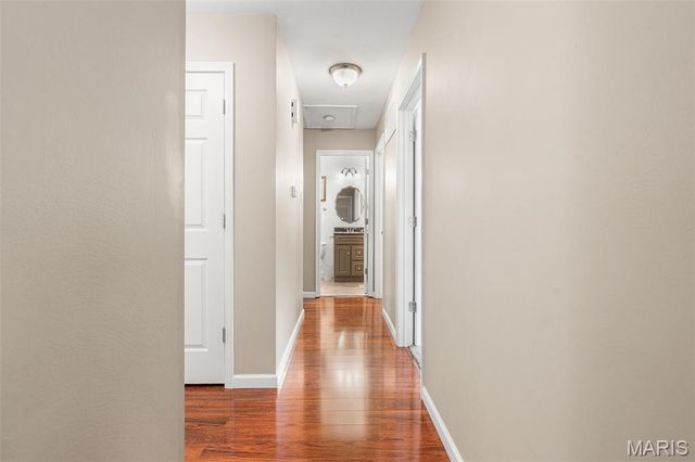 5863 Stonehorse Court, St Louis, MO 63129