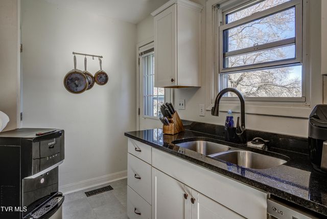 1309 Indian Hills Drive, Bristol, TN 37620