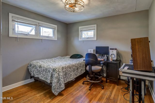 1309 Indian Hills Drive, Bristol, TN 37620