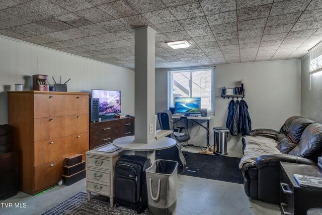 1309 Indian Hills Drive, Bristol, TN 37620