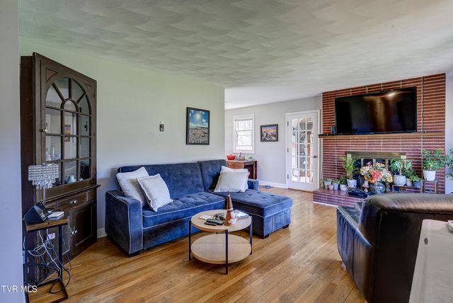 1309 Indian Hills Drive, Bristol, TN 37620