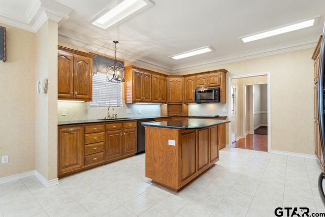 3103 Lakepine Cir, Tyler, TX 75707