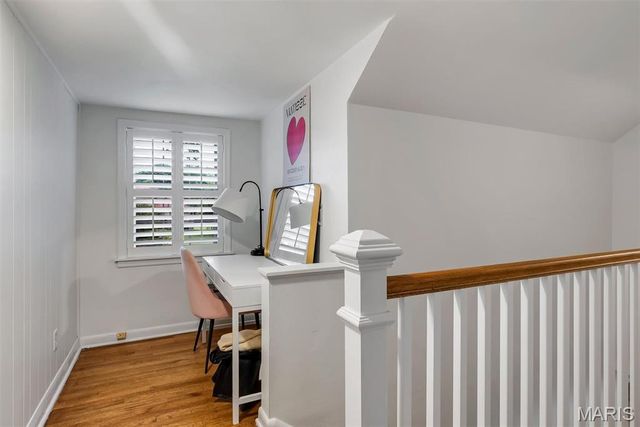 14 Long Meadows Lane, Town And Country, MO 63131