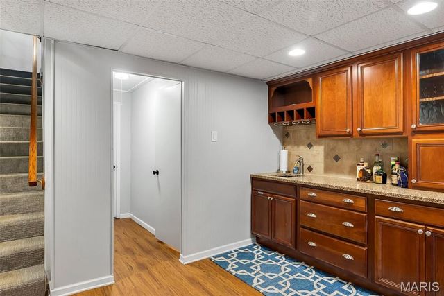14 Long Meadows Lane, Town And Country, MO 63131