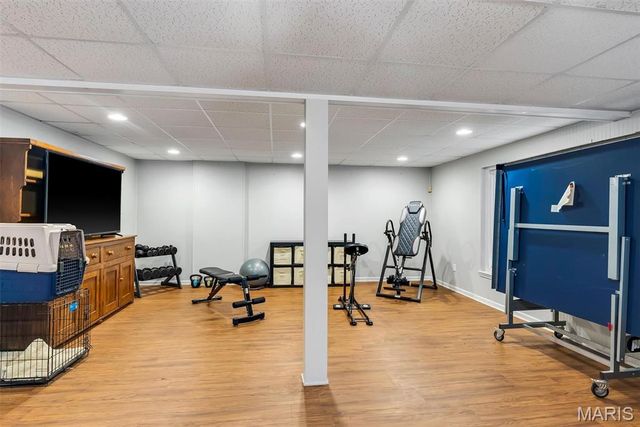 14 Long Meadows Lane, Town And Country, MO 63131