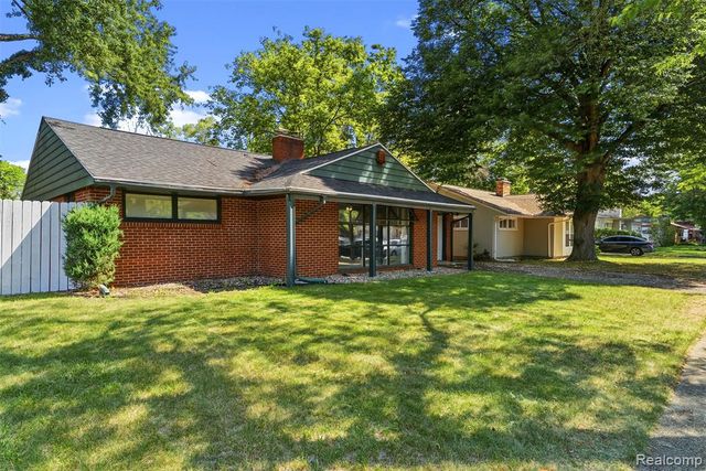 3511 Kent Street, Flint, MI 48503