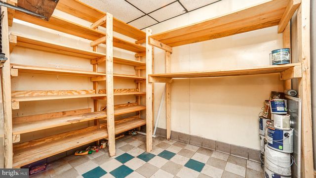 5235 HONEYSUCKLE LN, New Holland, PA 17557