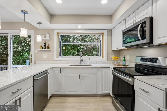 11568 PARAMUS DR, North Potomac, MD 20878