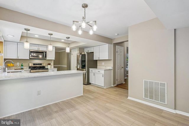 11568 PARAMUS DR, North Potomac, MD 20878