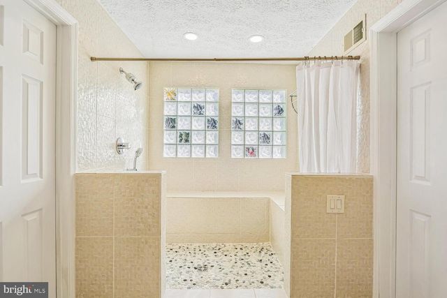 11568 PARAMUS DR, North Potomac, MD 20878