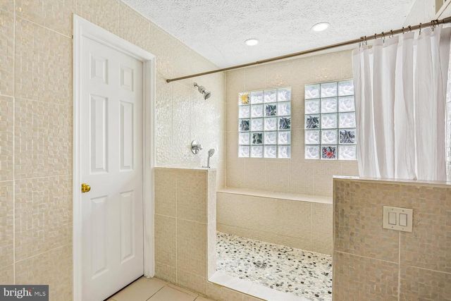11568 PARAMUS DR, North Potomac, MD 20878