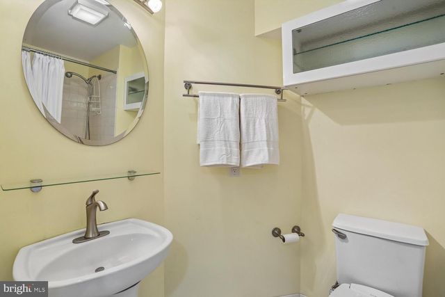 11568 PARAMUS DR, North Potomac, MD 20878