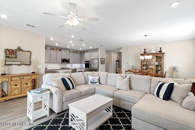 25 QUOTA Circle, St. Johns, FL 32259