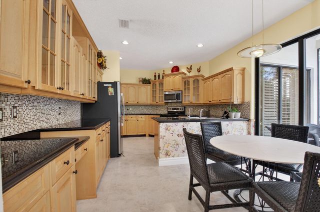 6395 NW 24th Avenue, Boca Raton, FL 33496