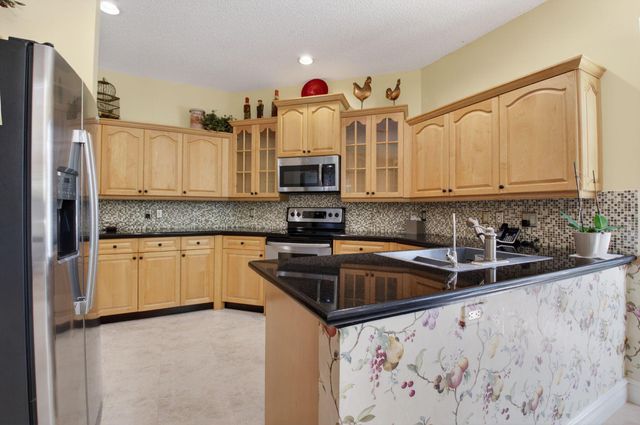 6395 NW 24th Avenue, Boca Raton, FL 33496