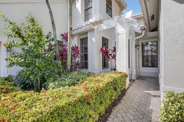 6395 NW 24th Avenue, Boca Raton, FL 33496