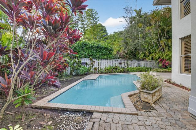 6395 NW 24th Avenue, Boca Raton, FL 33496