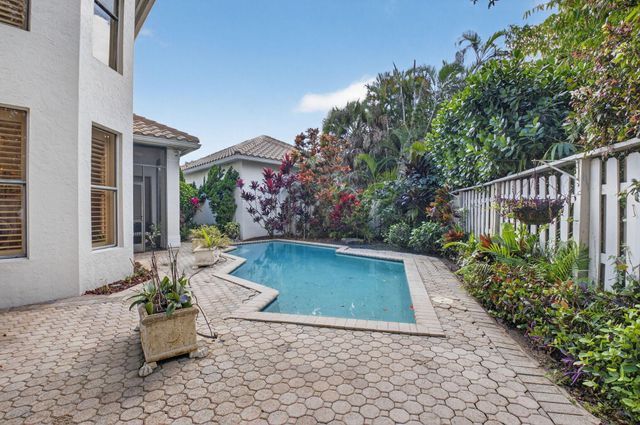 6395 NW 24th Avenue, Boca Raton, FL 33496