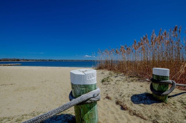 27 Beach Street, Marion, MA 02738