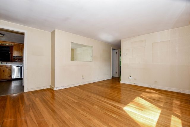 27 Beach Street, Marion, MA 02738