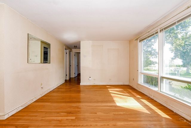 27 Beach Street, Marion, MA 02738