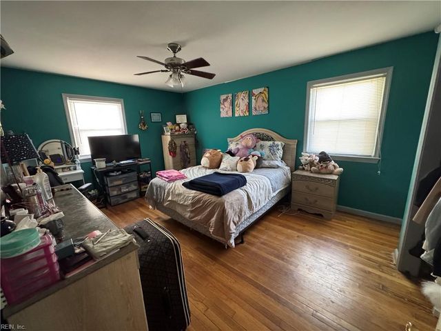 345 Beechmont DR, Newport News, VA 23608