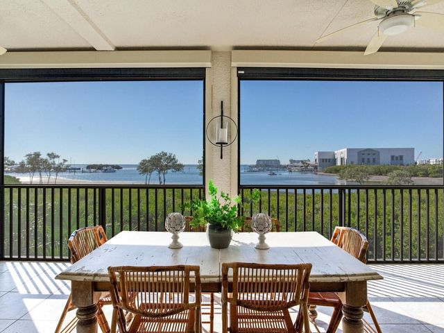 5707 YEATS MANOR DRIVE 201, Tampa, FL 33616