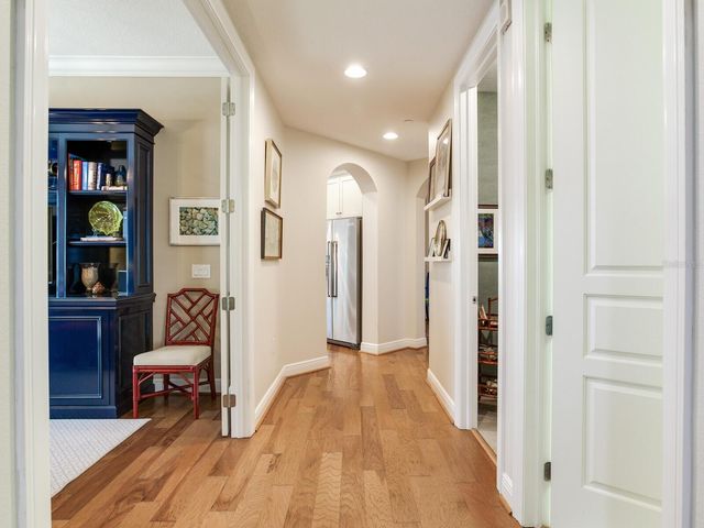 5707 YEATS MANOR DRIVE 201, Tampa, FL 33616