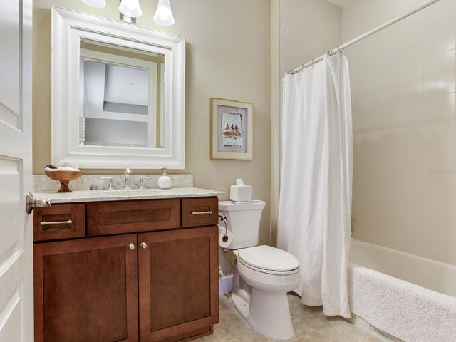 5707 YEATS MANOR DRIVE 201, Tampa, FL 33616